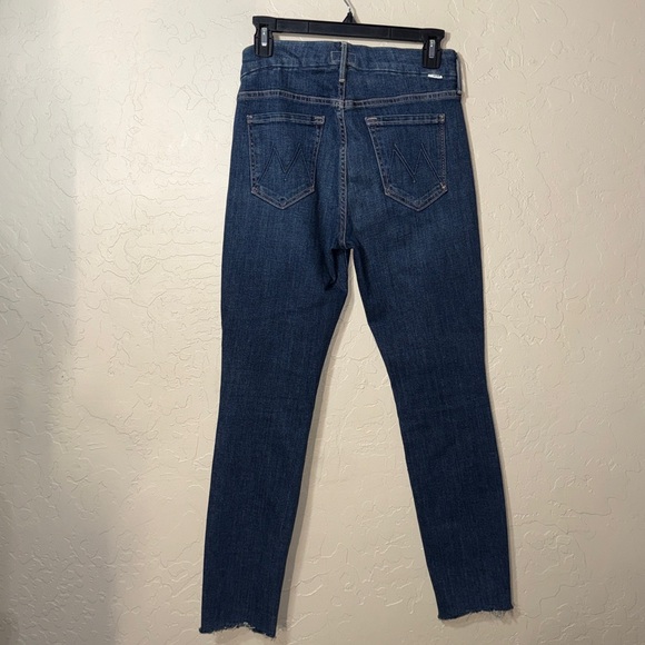 Mother the looker ankle fray in the color girl crush size 28 - Picture 5 of 9